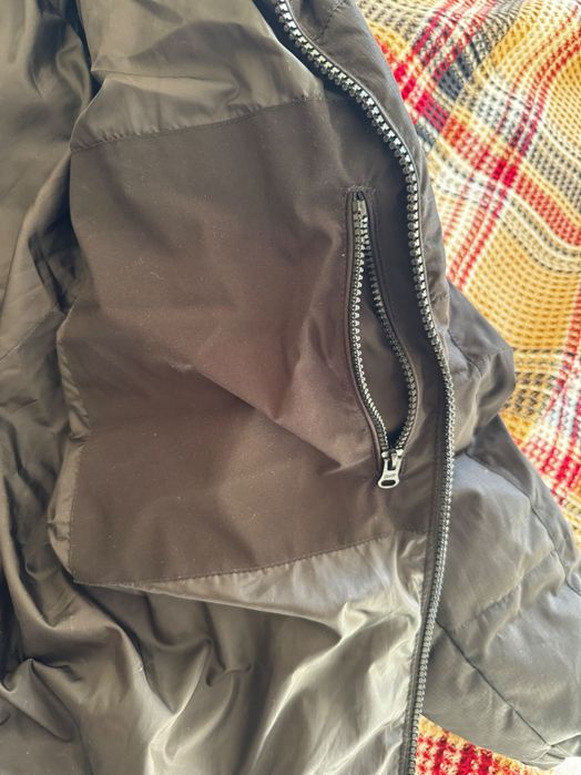 Куртка зимова чорного кольору