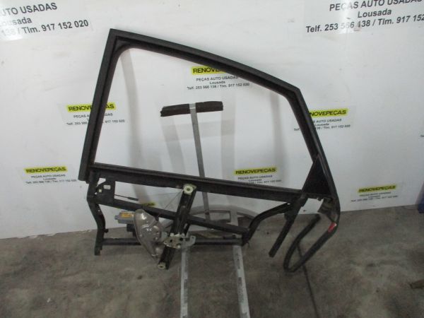 Elevador vidros trás esquerdo AUDI A6 (4B2, C5)