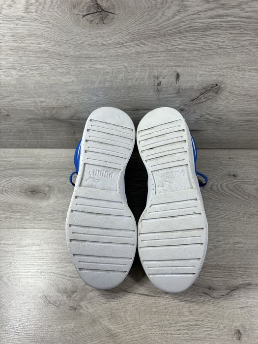 Puma чоловічі кросівки 40.5 розмір