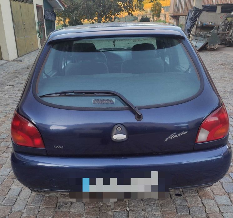 Ford fiesta 1300 a gasolina de 1997 — photo 2