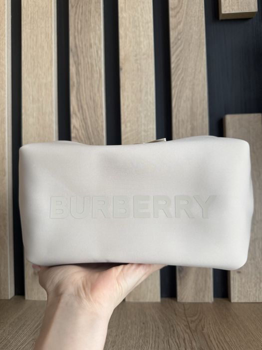 Косметичка Барбері оригінал