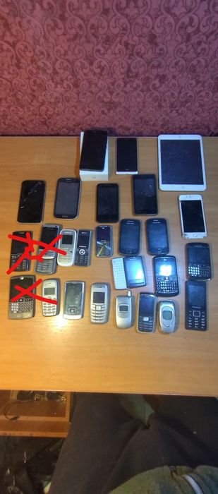 Продам лот телефонов