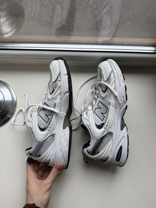 New balance 530 білі з синім кросівки