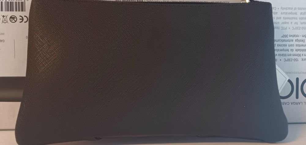 Carteira  cavalinho c etiqueta e  pepe jeans