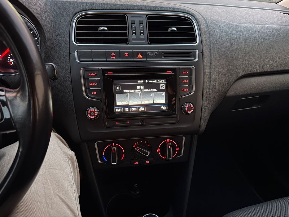 Volkswagen Polo 1.0 Confortline