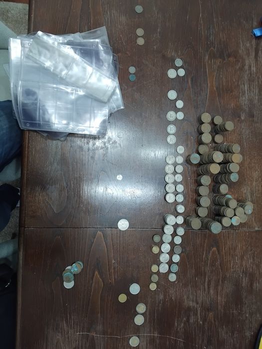 1031 moedas antigas (praticamente todas portuguesas) 1940 a 1998