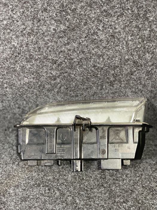 Luz de circulação diurna . Renault Clio IV