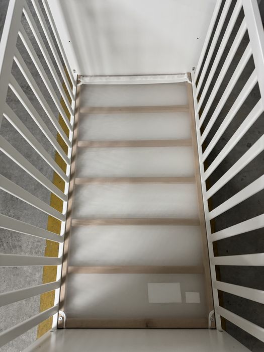 Berço Gonatt Ikea com gaveta 60x120