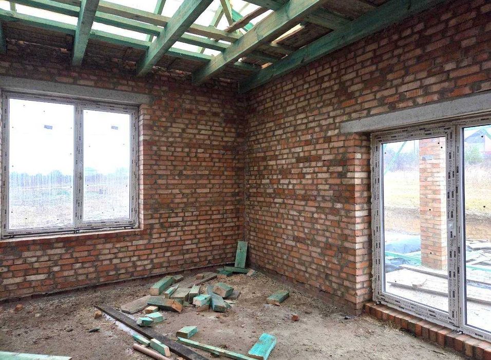 Продам будинок з ділянкою  6 сотих єОселя