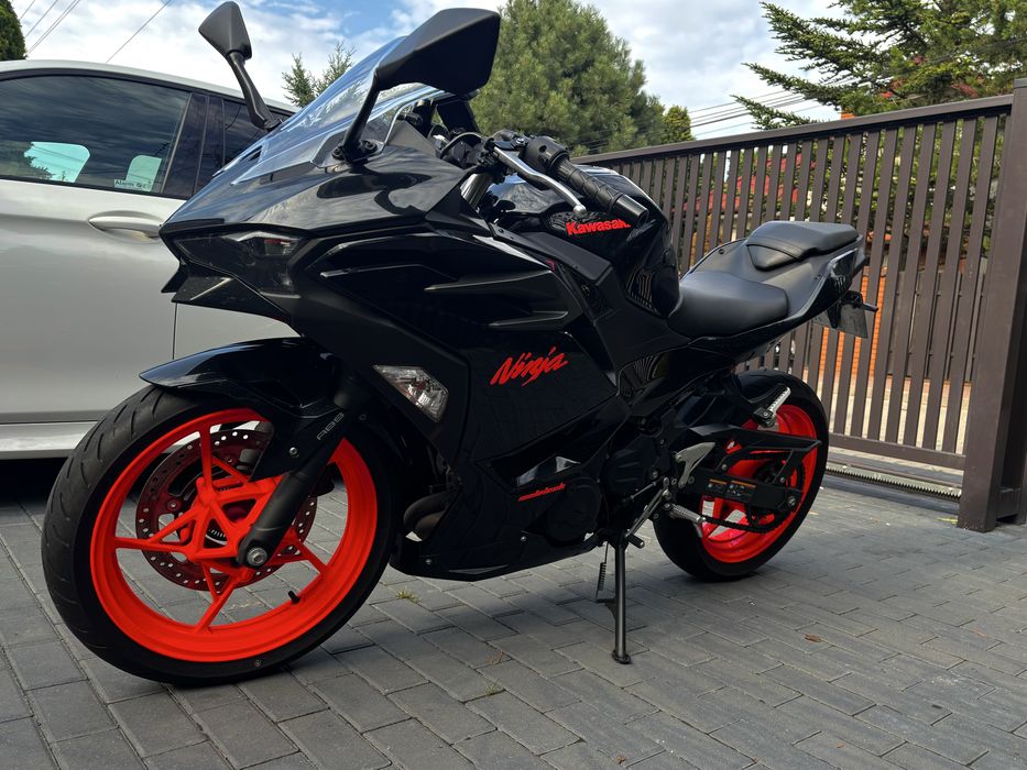 Kawasaki ninja 500/125