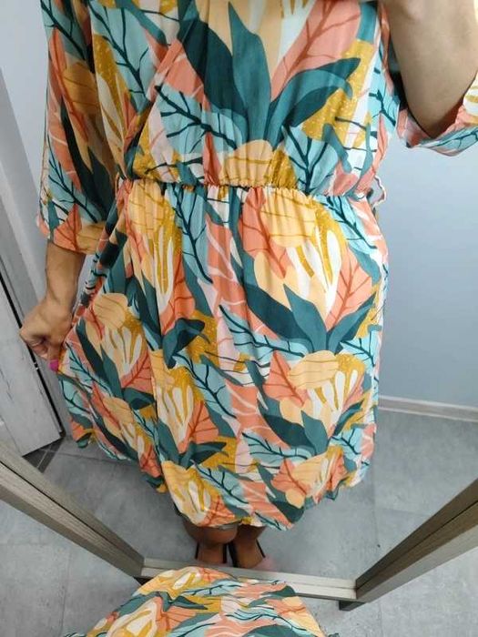 Sukienka w kwiaty wiskoza Tom Rose 40 L dłuższy rękawek