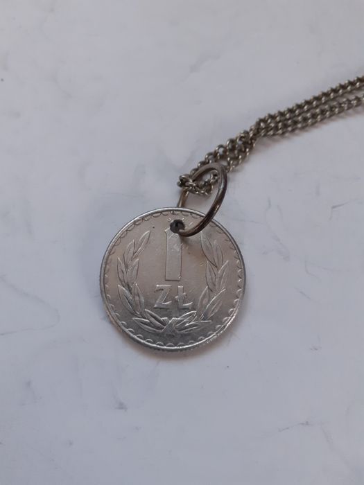 Wisiorek z prl z monety 1zl 1987roku