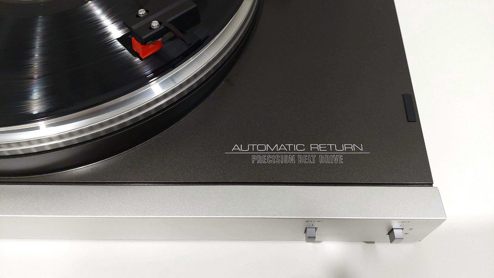 Gira-Discos TELEFUNKEN RS-100 "Belt Drive" - Engenharia Japonesa TECHNICS (excelente estado)
