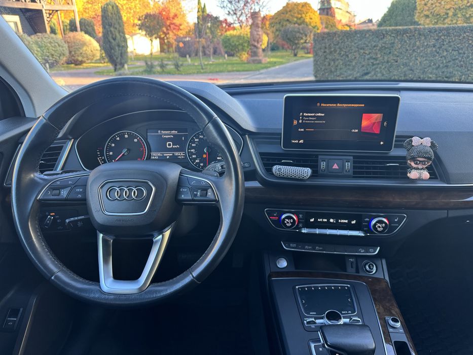 Продам Audi Q5