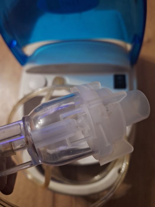 Inhalator  w dobrym stanie