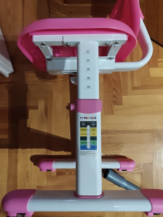 Regulowane krzesło dziecięce