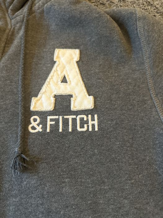 Męska bluza na guziki