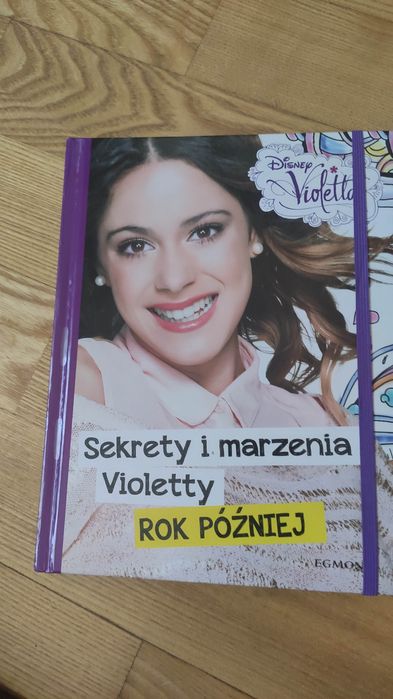 Violetta dwie ksiazki