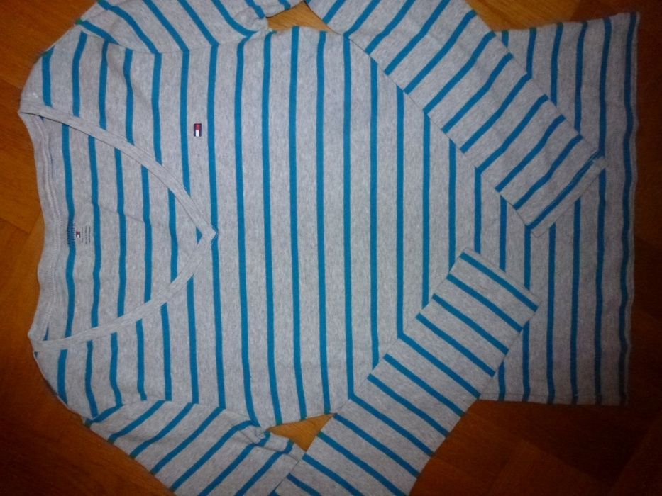 TOMMY HILFIGER bluzka podkoszulek oryginalna M/L nowa