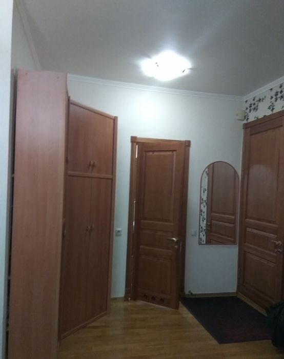 Однокомнатная посуточно, Бессарабка, м. Дворец Спорта, Шота Руставели