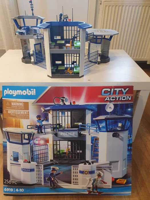 Komisariat policji z wiezieniem Playmobil