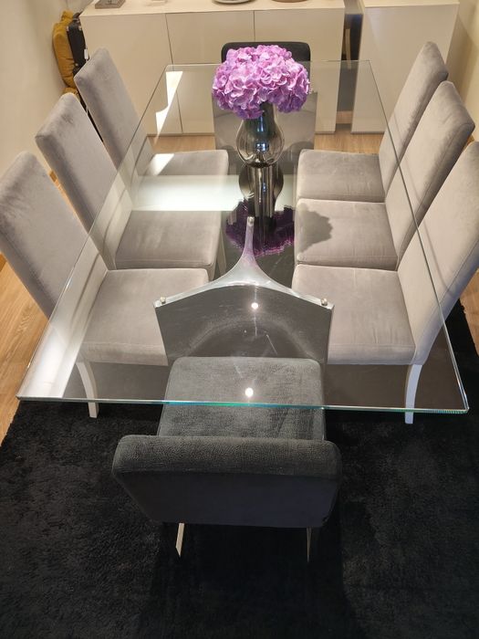 Conjunto de Sala de Jantar Interdesign: Mesa Vidro/Metal + 8 Cadeiras + Espelho Panorâmico