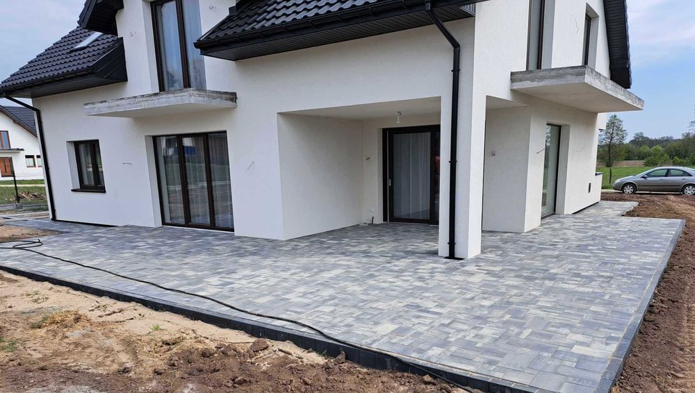 Układanie kostki brukowej