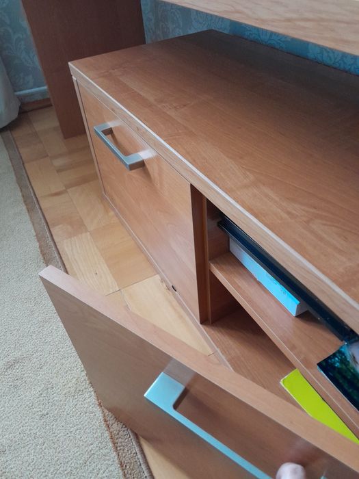 Szafka rtv zadbana