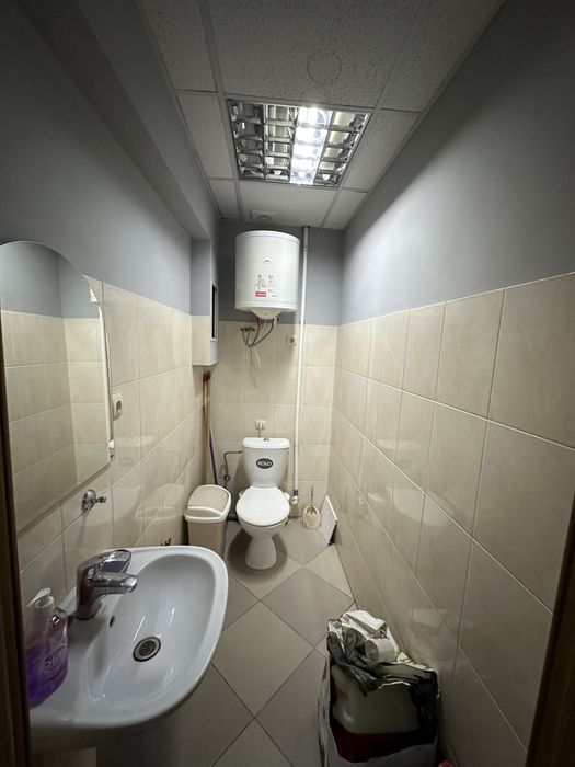 Здам приміщення в центрі 81м2
