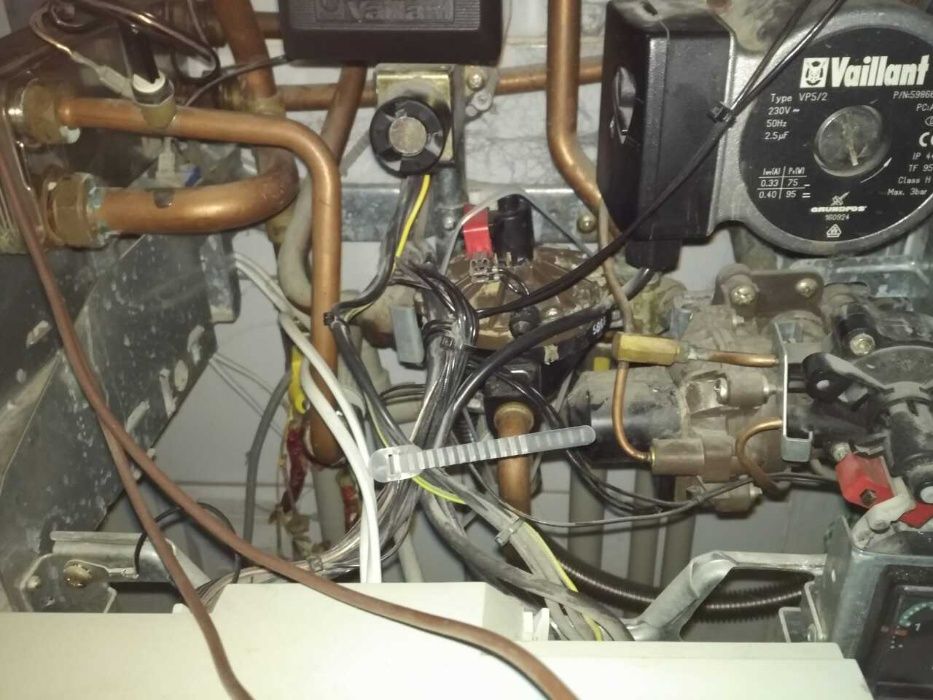 Продам газовые колонки Junkers и Vaillant .