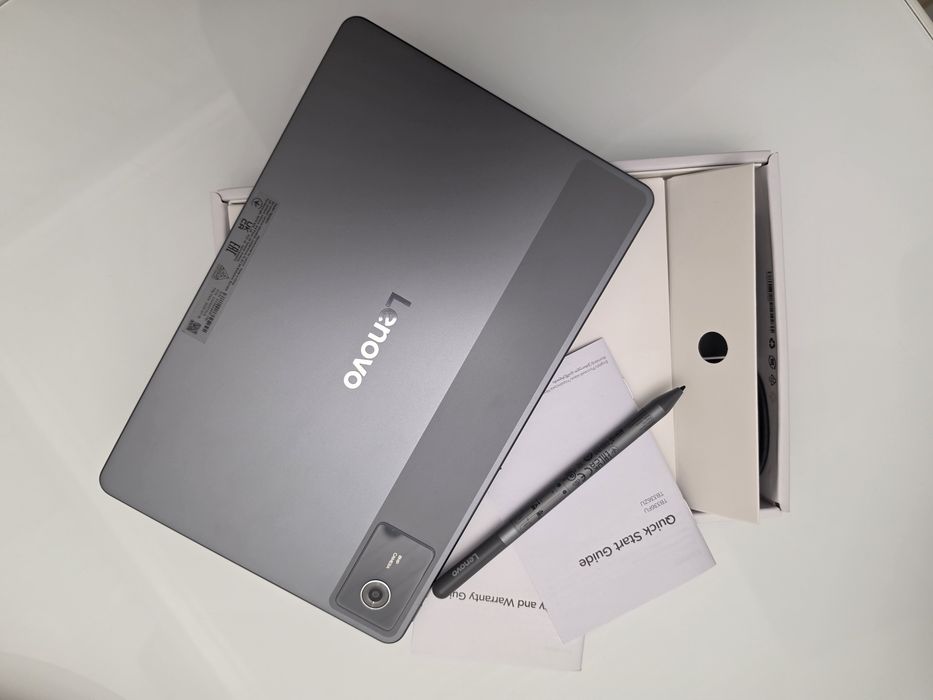 Планшет Lenovo Idea Tab 8/256ГБ (модель TB336FU) зі стілусом