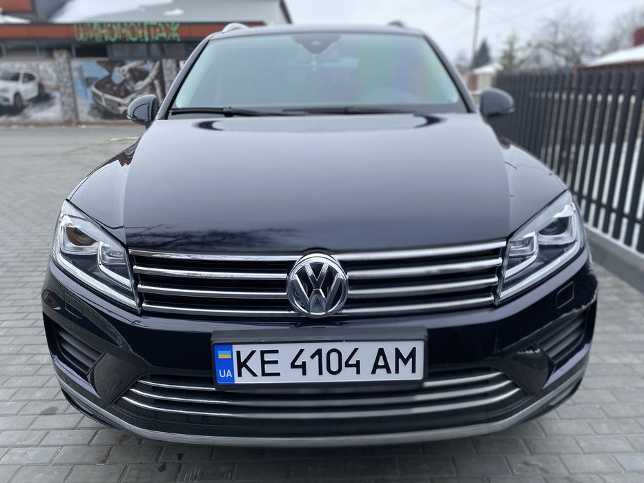 TOUAREG 2016 року бензин