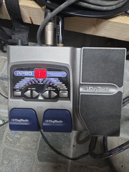 Pedaleiras de Guitarra – DigiTech RP80 + Boss ME-6