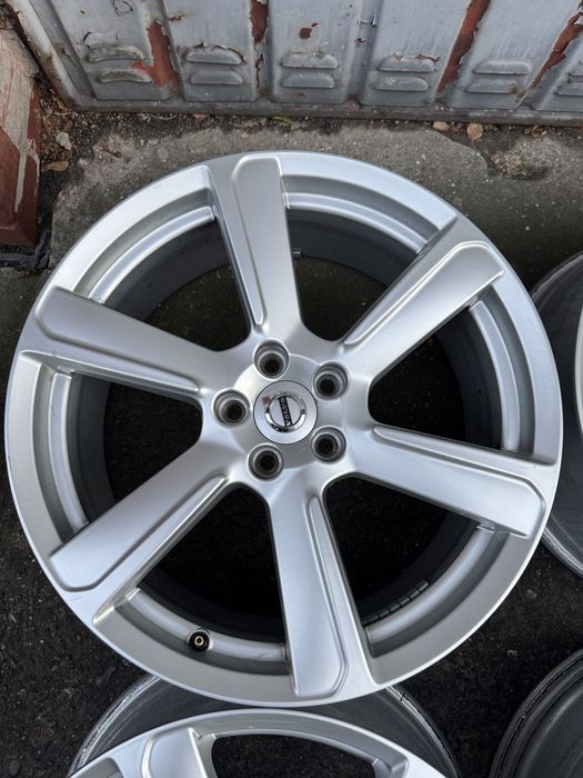 Диски R19 19 5 108 Volvo Вольво XC90 XC60 S60 V60 Jaguar XE XF  Zeekr