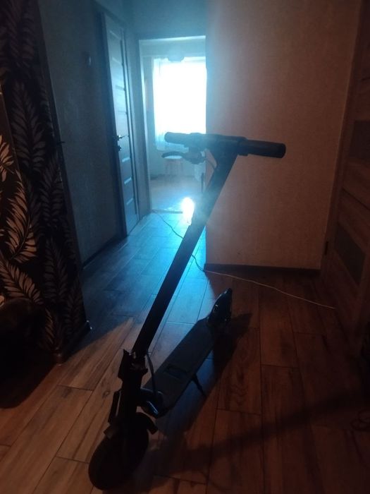 Електро самокат читайте опис !!!