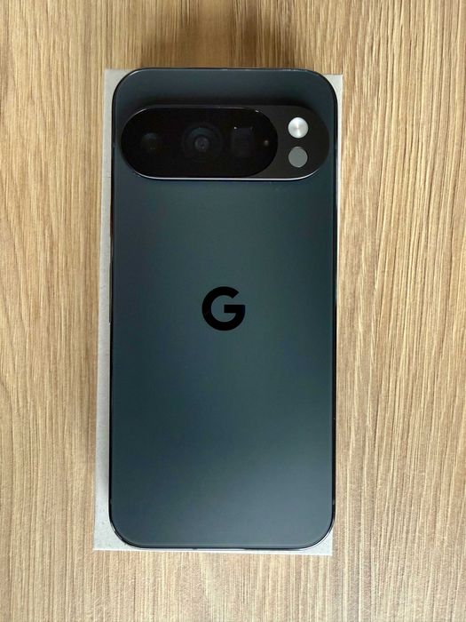 Мобільний телефон Google Pixel 10 Pro 16/256GB Obsidian (GA09900-GB)