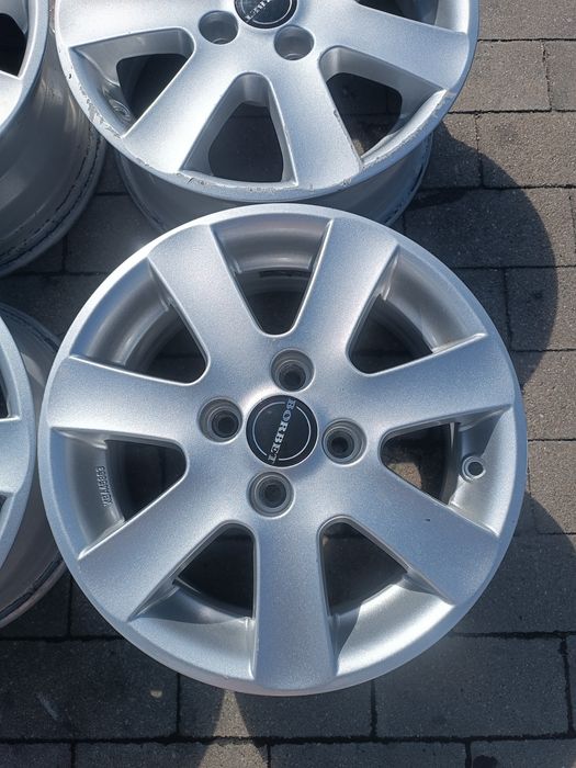Felgi aluminiowe 4x100 ET38 14"  Toyota Volkswagen Skoda