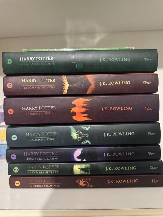 Coleção de livros Harry Potter - Português do Brasil