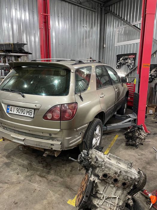 Продам lexus rx300