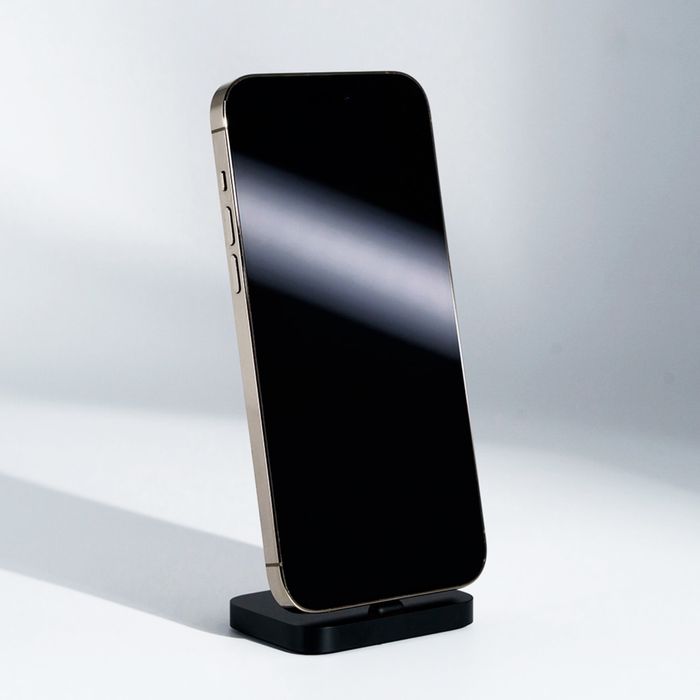 Iphone 14 Pro Max Gold .