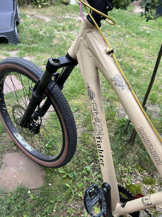 Rower Dartmoor StreetFighter dirt MTB stunt