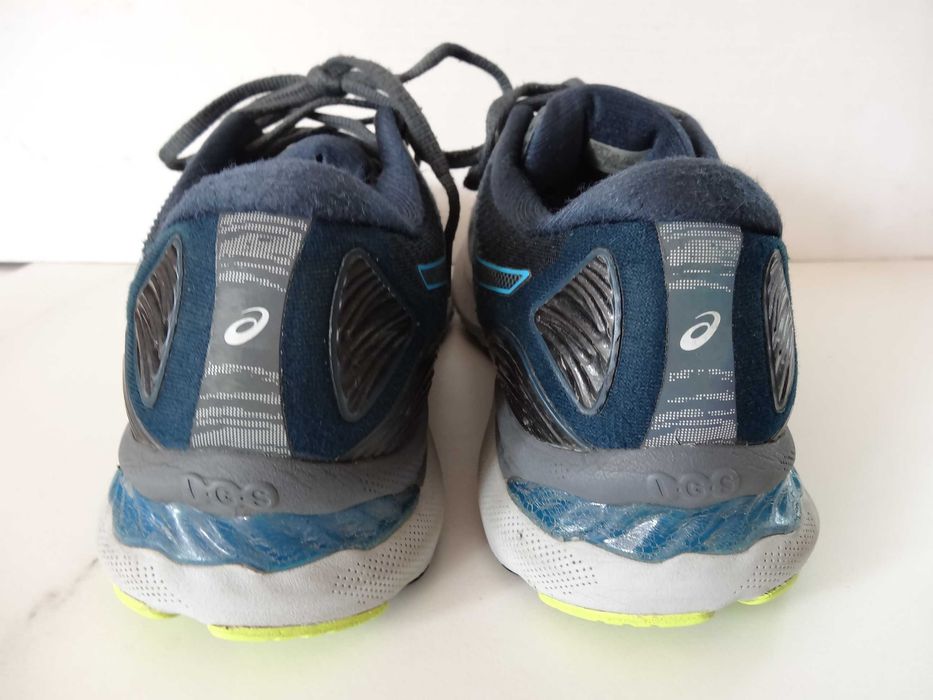 Buty ASICS GEL-NIMBUS 23 roz 43,5 Bieganie sportowe