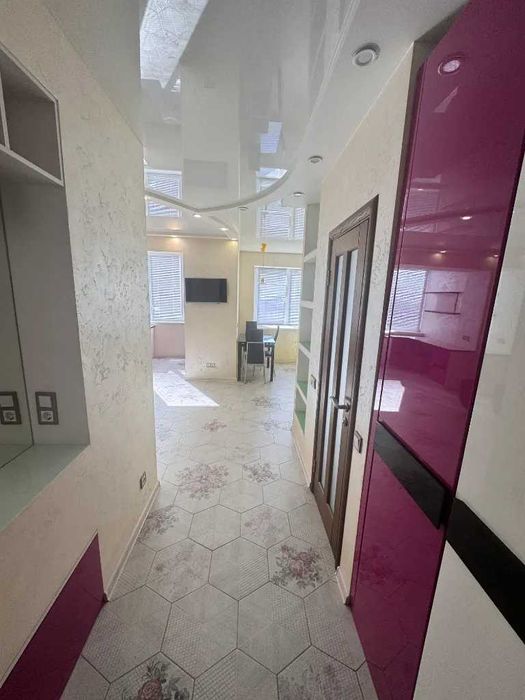 Оренда яскравої квартири-студії в ЖК "Набережний квартал"