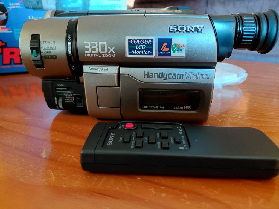 Sony Handycam CCD-TRV46E