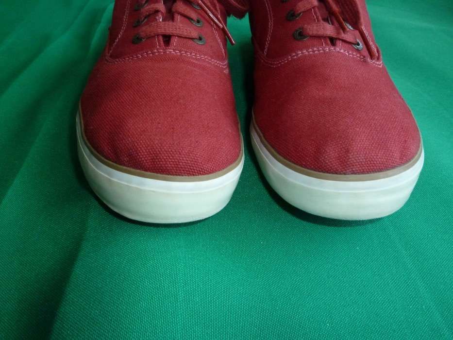 Sapatilhas vermelhas Lacoste (39.5)