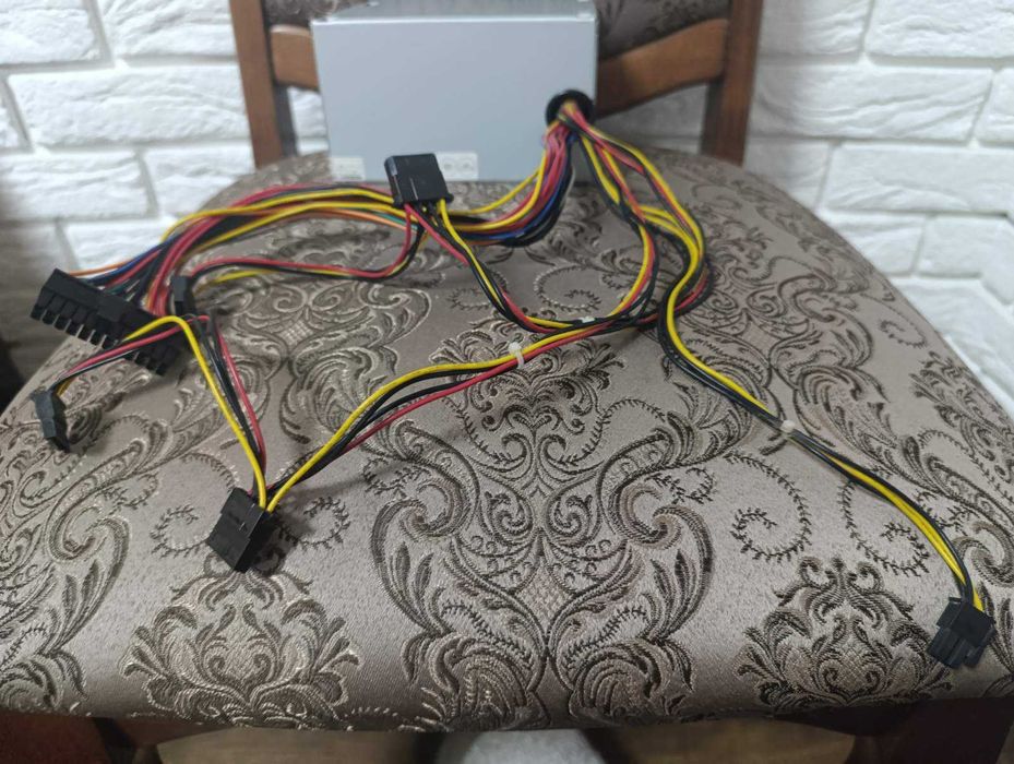 продам бж GameMax 400в