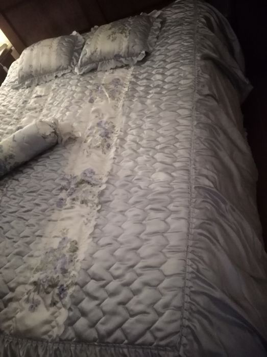 Colcha casal azul + almofadas