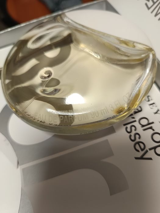 Issey Miyake A Drop D'Issey парфумована вода орігінал