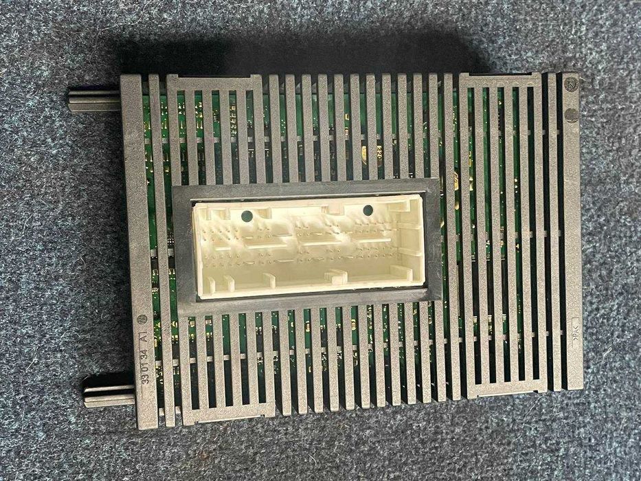 Блок керування світлом, ксеноновими фарами BMW X3 E83 LCI  61353451624