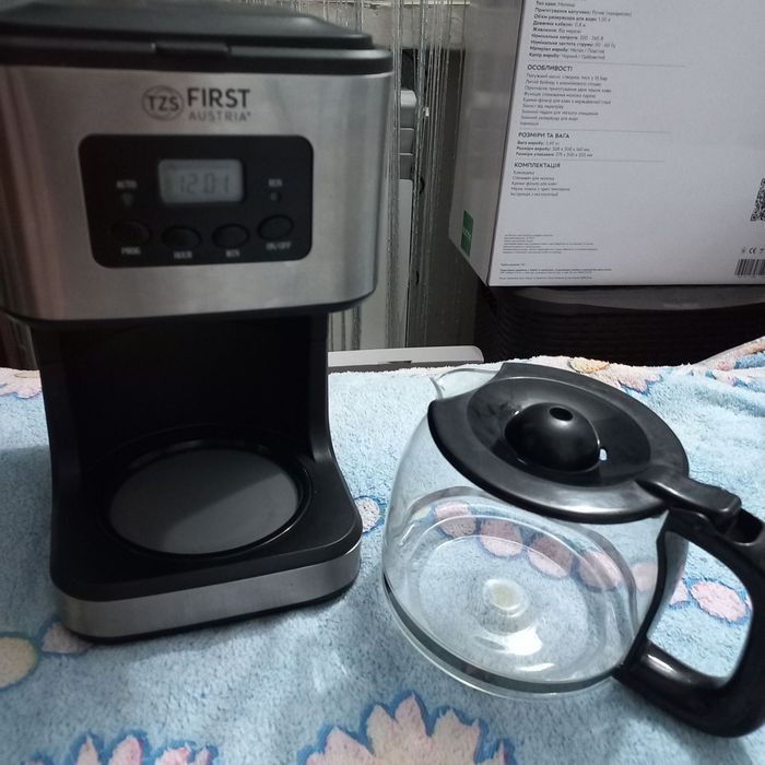Продам крапельну кавоварку